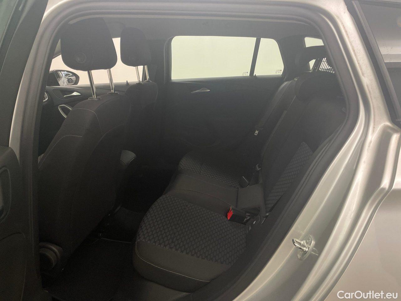 Opel  Astra 1.5 D Start/Stop Sports Tourer Edition Manual Diesel  14 #9