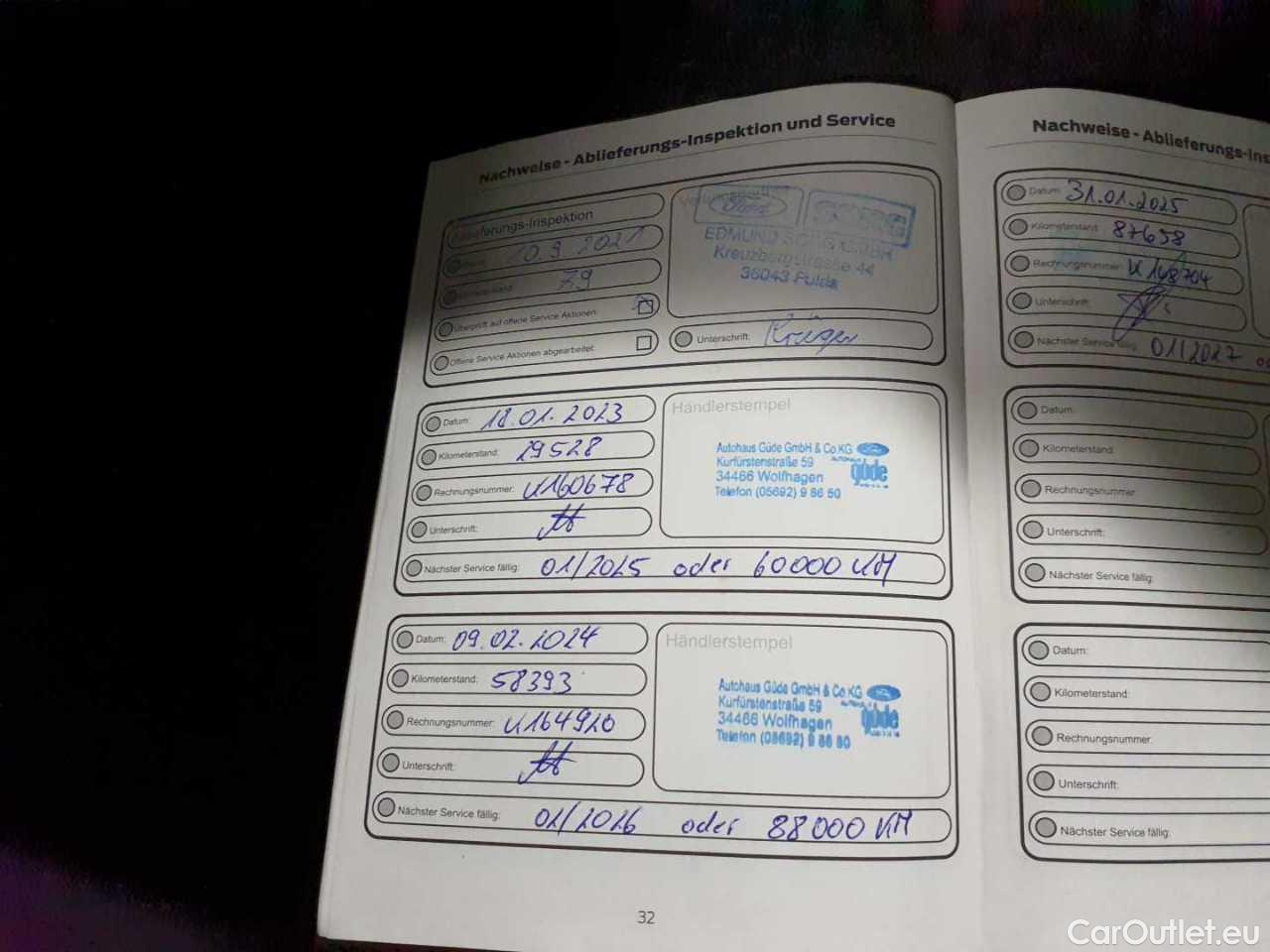 Ford  Focus Turnier 1.5 EcoBlue Start-Stopp-System ST-LINE Manual Diesel  25 #33