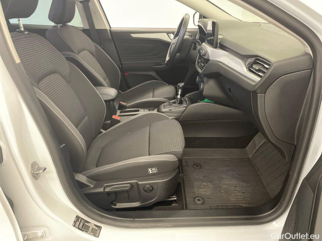 Ford  Focus Turnier 1.5 EcoBlue Start-Stopp-System COOL&CONNECT Manual Diesel  20 #6