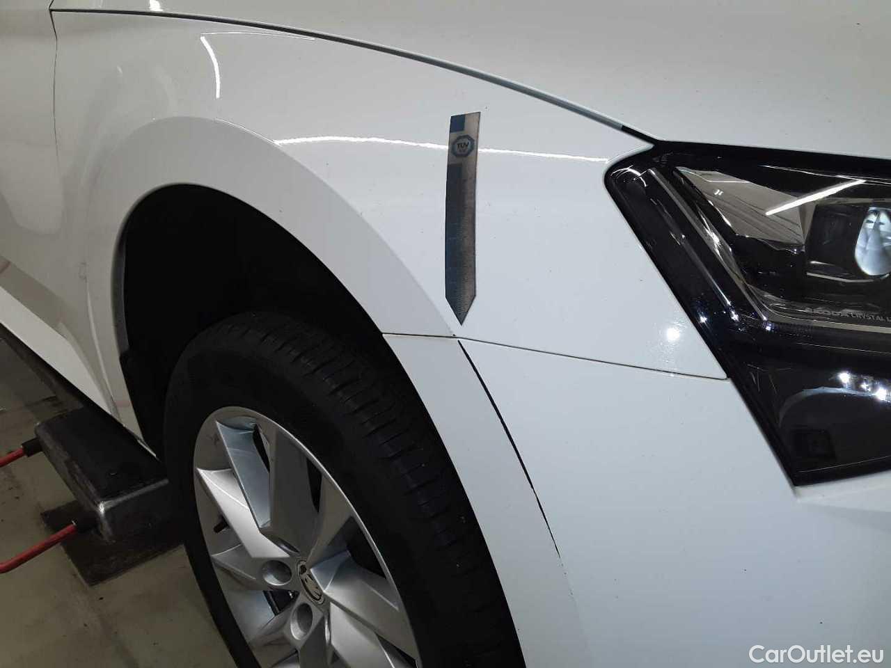 Skoda  Superb Combi 1.4 TSI iV DSG Ambition Automatic Petrol/Electric  36 #31