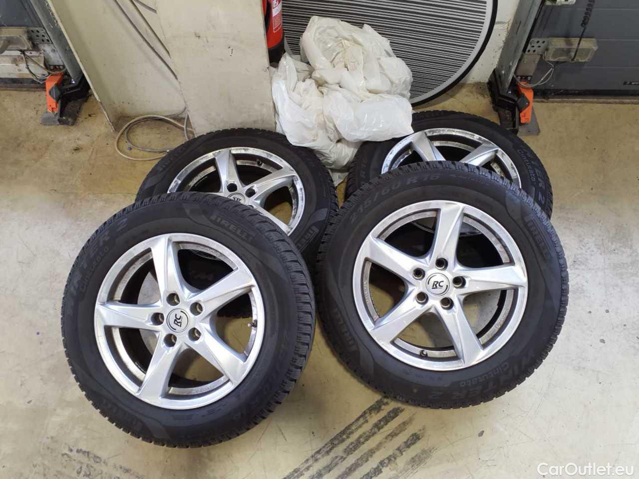 Volvo  V60 D3 Geartronic MOMENTUM PRO Automatic Diesel  34 #11