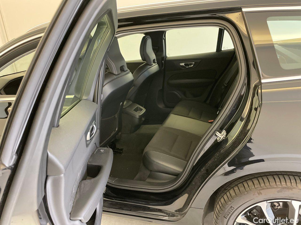 Volvo  V60 D3 Geartronic MOMENTUM PRO Automatic Diesel  34 #9