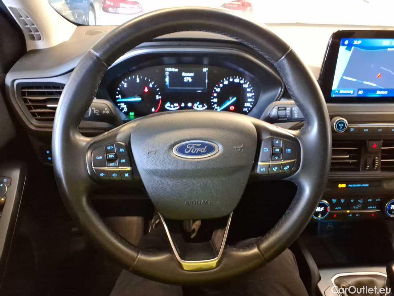 Ford  Focus Turnier 1.5 EcoBlue Start-Stopp-System COOL&CONNECT Manual Diesel  21 #13