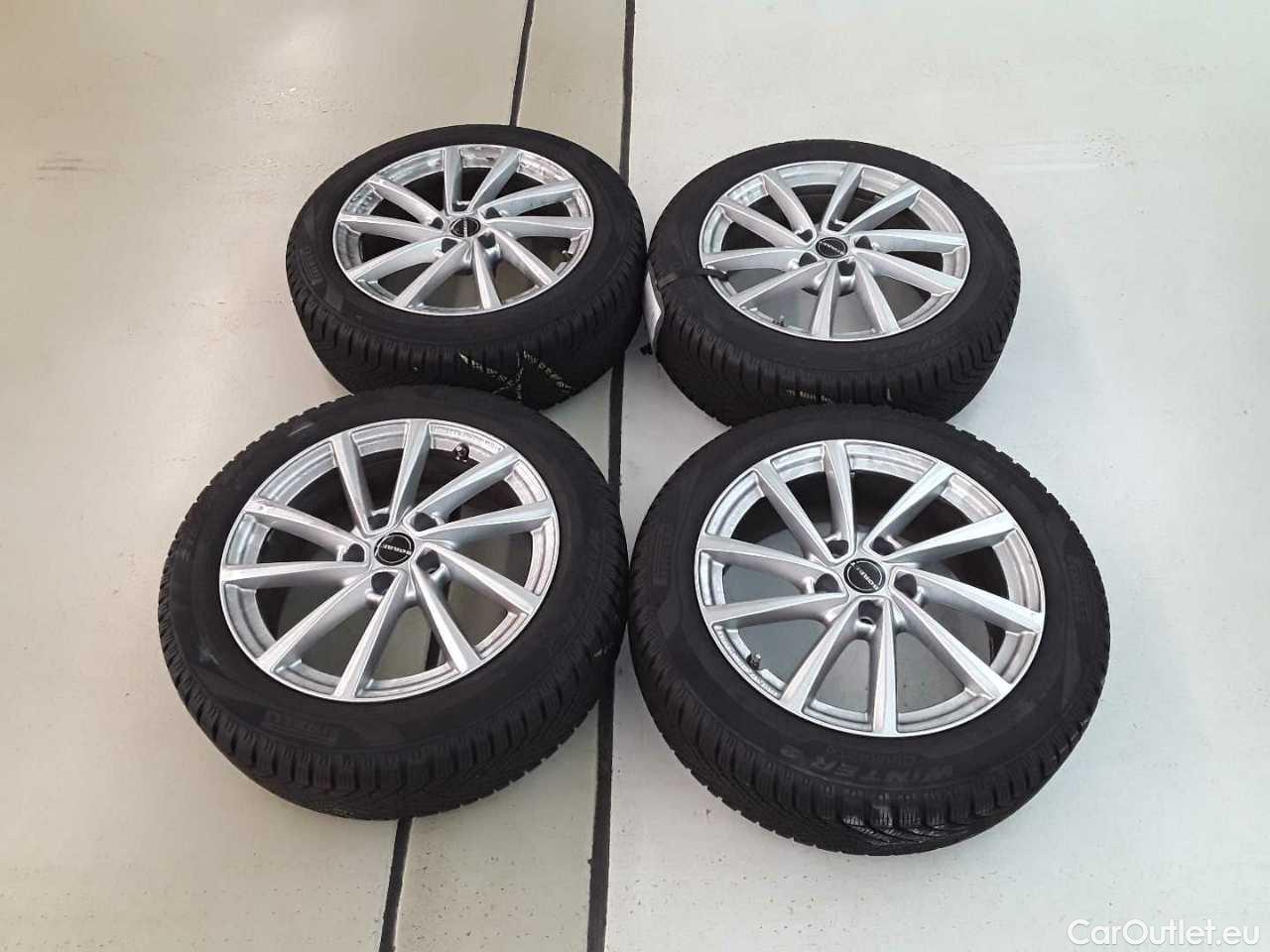 Skoda  Superb Combi 1.4 TSI iV DSG Ambition Automatic Petrol/Electric  36 #11