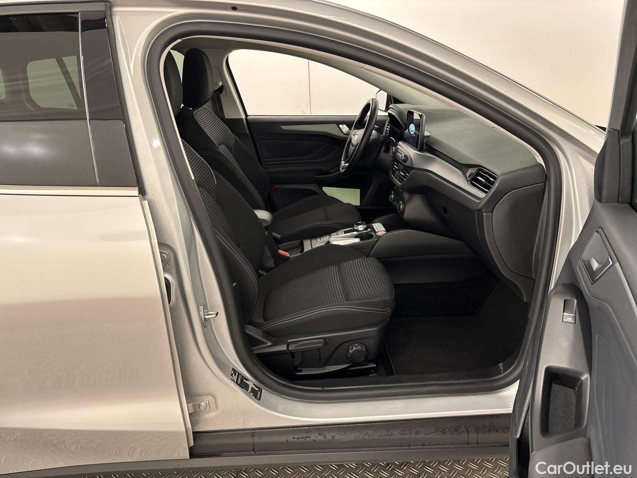 Ford  Focus Turnier 1.5 EcoBlue Start-Stopp-System Aut. TITANIUM STYLE Automatic Diesel  16 #6