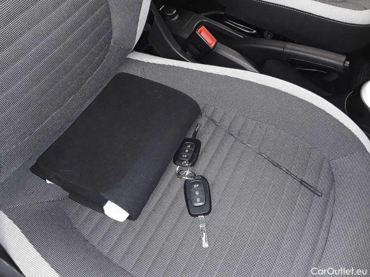 Renault  Twingo electric Equilibre Automatic Electric  13 #16