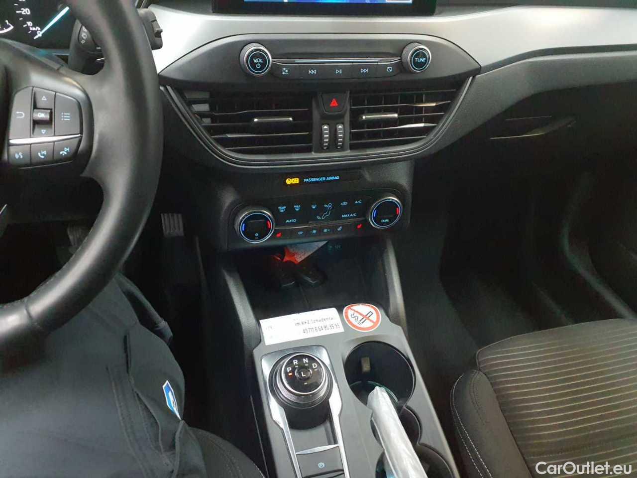 Ford  Focus Turnier 1.5 EcoBlue Start-Stopp-System Aut. TITANIUM STYLE Automatic Diesel  16 #17