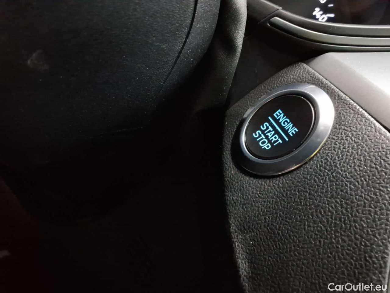 Ford  Focus Turnier 1.5 EcoBlue Start-Stopp-System Aut. TITANIUM STYLE Automatic Diesel  15 #15