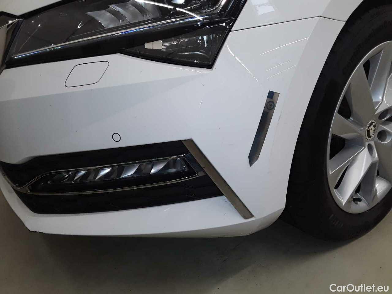 Skoda  Superb Combi 1.4 TSI iV DSG Ambition Automatic Petrol/Electric  36 #38