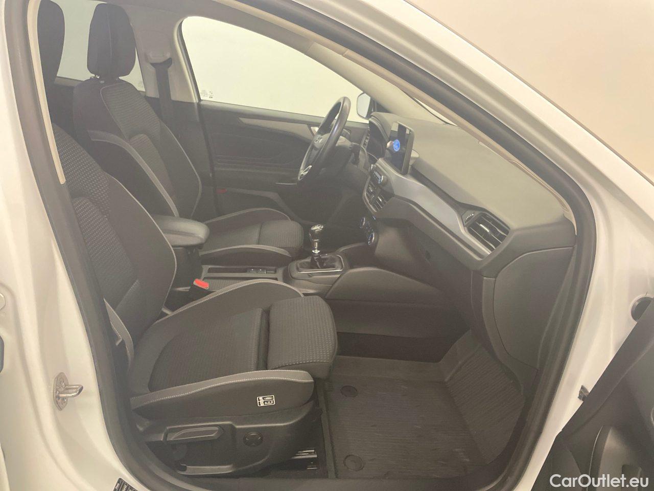 Ford  Focus Turnier 1.5 EcoBlue Start-Stopp-System COOL&CONNECT Manual Diesel  21 #6