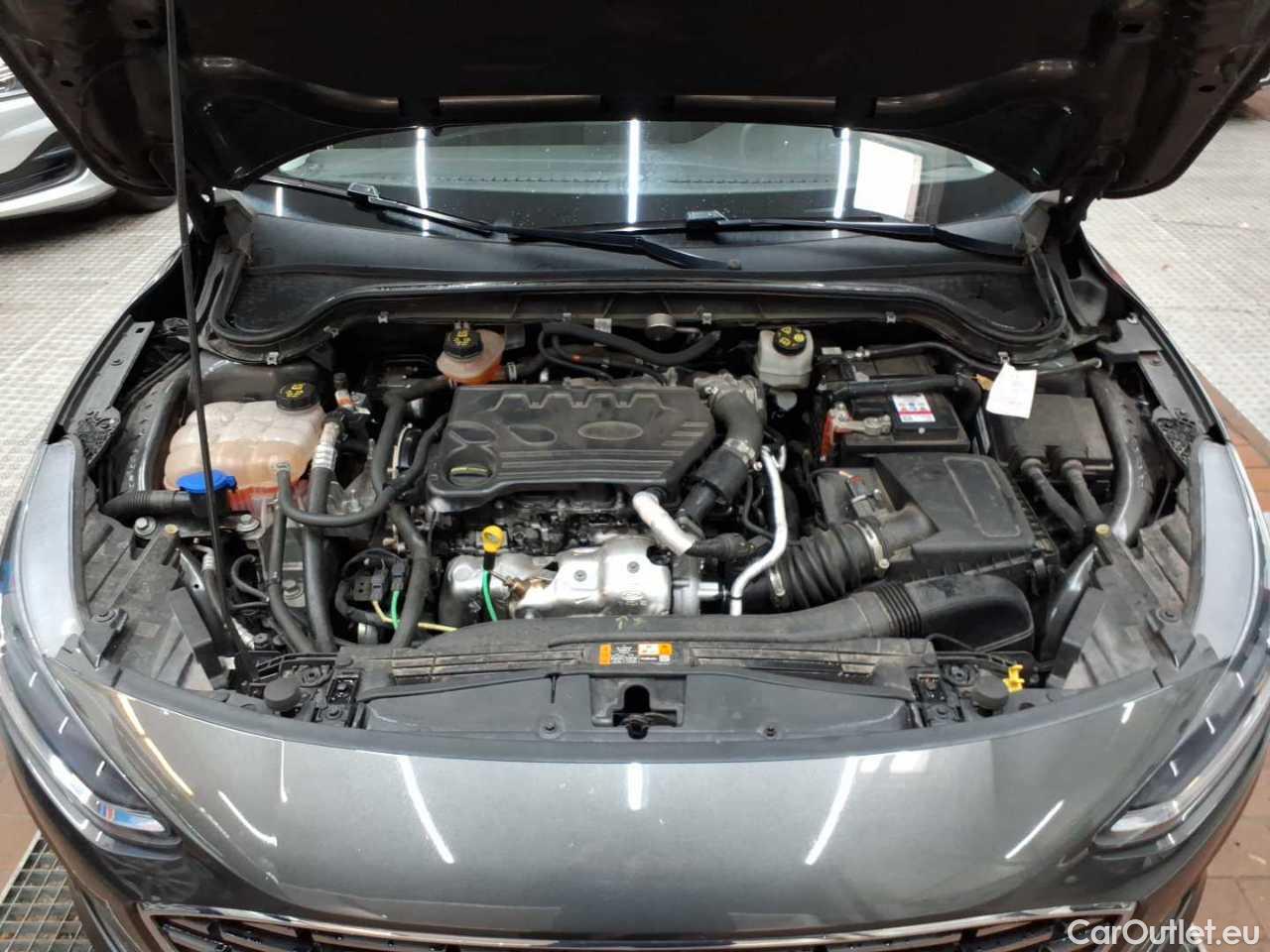 Ford  Focus Turnier 1.5 EcoBlue Start-Stopp-System Aut. TITANIUM STYLE Automatic Diesel  15 #19