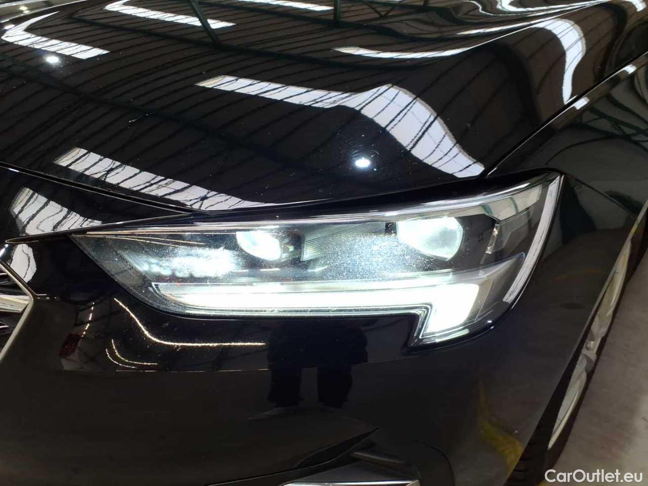 Opel  Insignia SPORTS Tourer 2.0 Diesel Aut. Business Automatic Diesel  32 #18