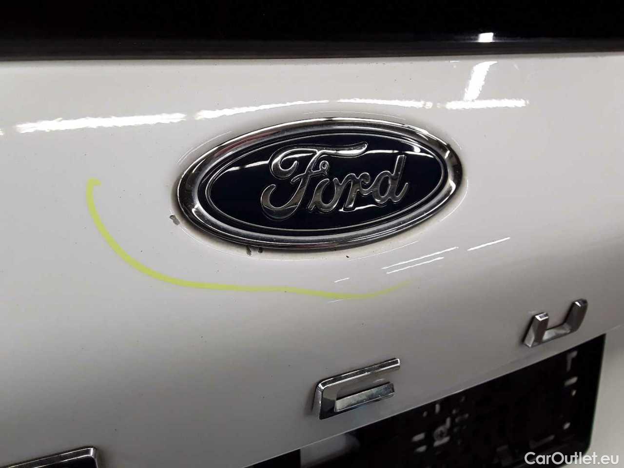 Ford  Focus Turnier 1.5 EcoBlue Start-Stopp-System TITANIUM Manual Diesel  27 #35