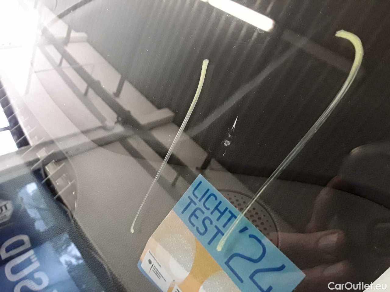 Ford  Focus Turnier 2.0 EcoBlue Start-Stopp-System Aut. TITANIUM Automatic Diesel  17 #45