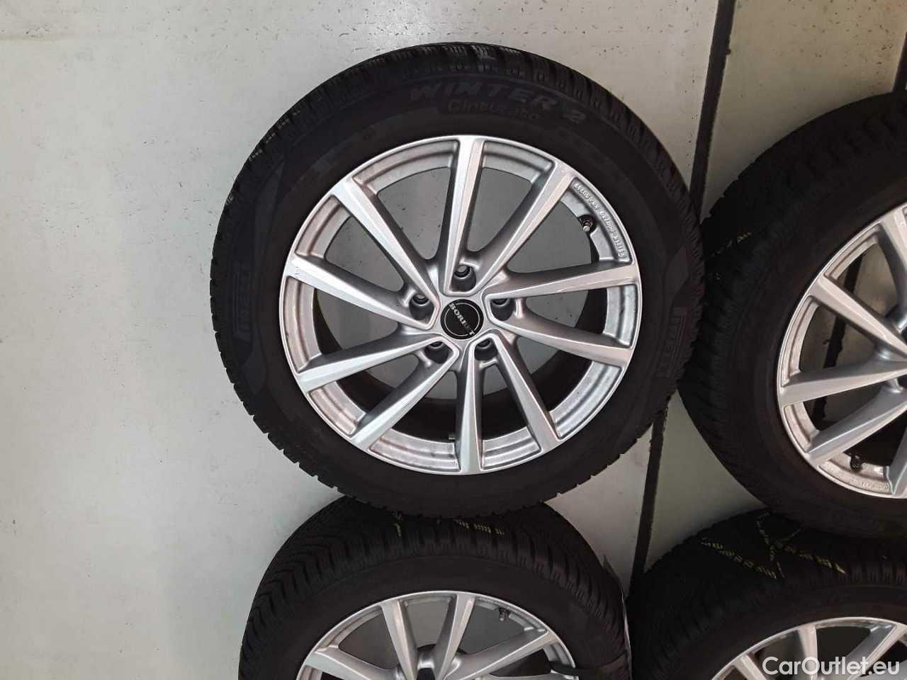 Skoda  Superb Combi 1.4 TSI iV DSG Ambition Automatic Petrol/Electric  36 #17