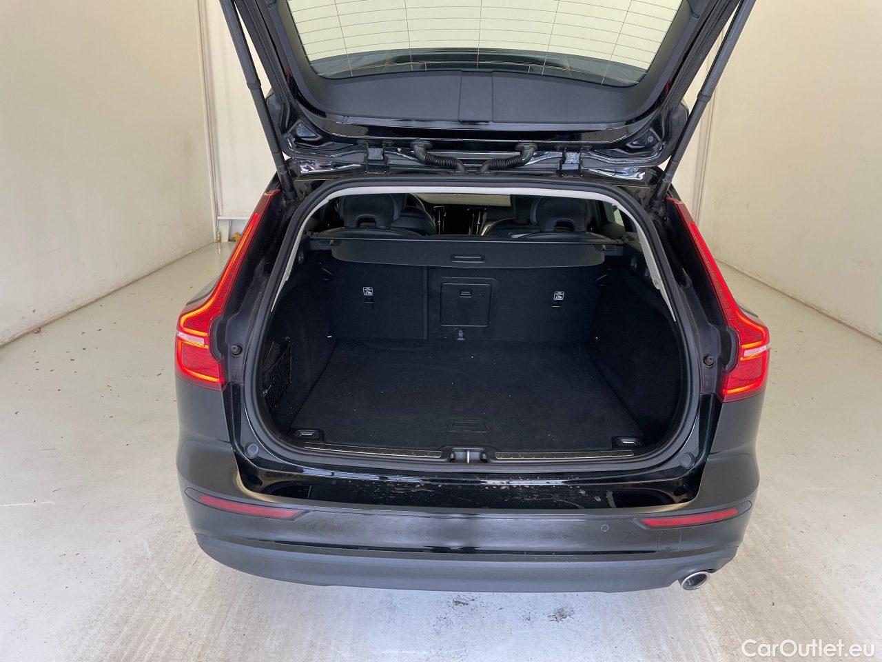 Volvo  V60 D3 Geartronic MOMENTUM PRO Automatic Diesel  34 #5