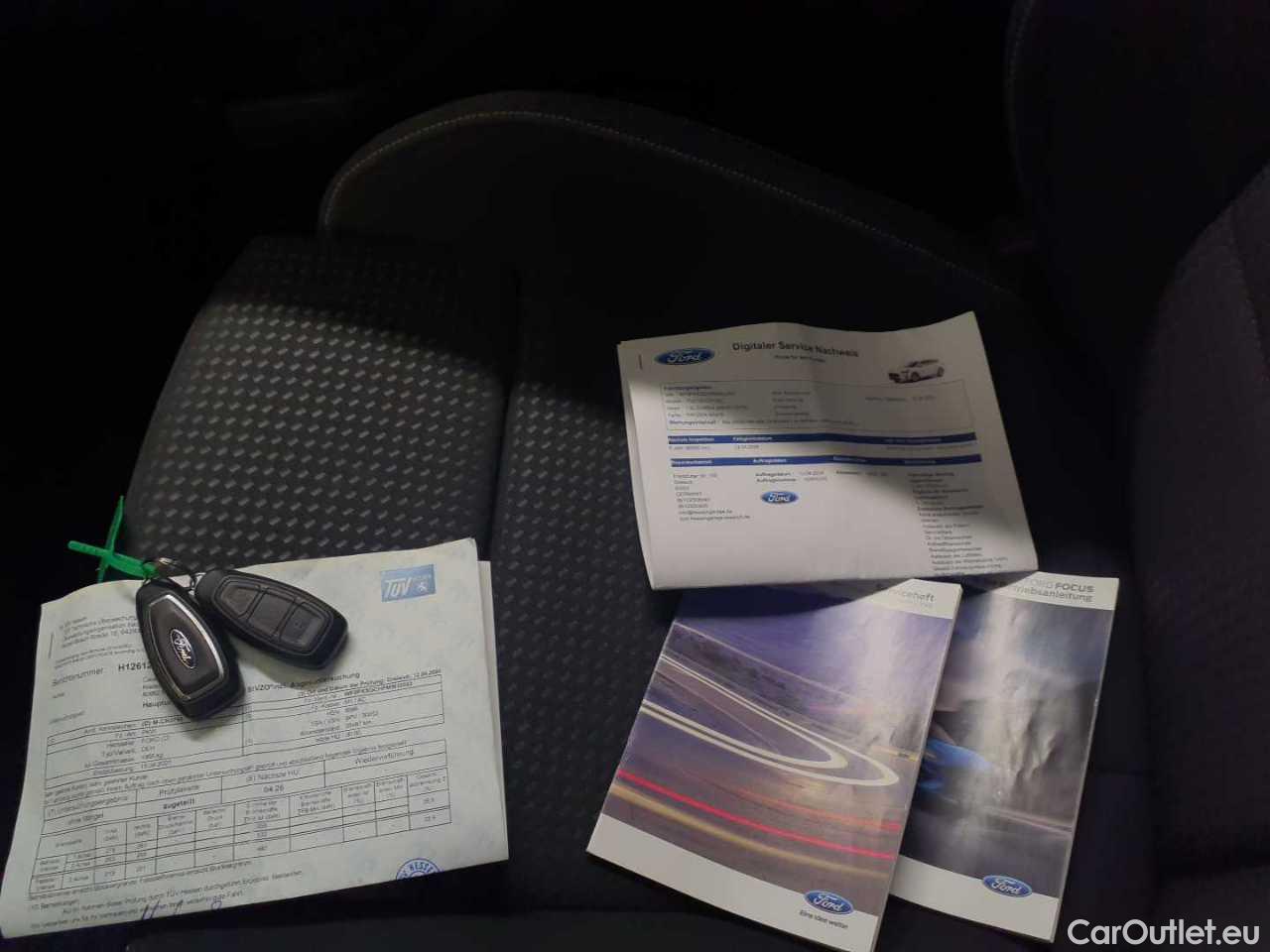 Ford  Focus Turnier 1.5 EcoBlue Start-Stopp-System COOL&CONNECT Manual Diesel  20 #21