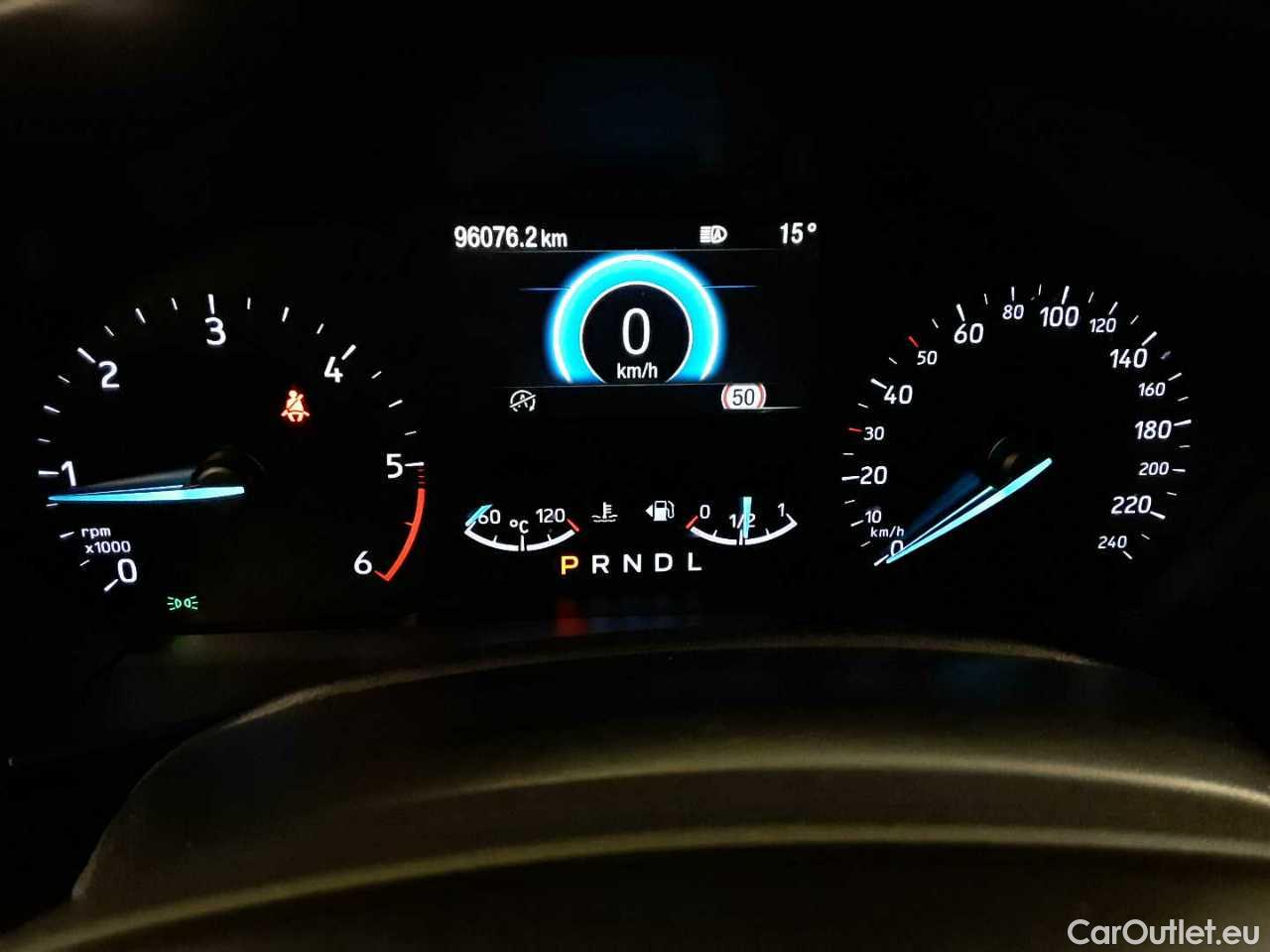 Ford  Focus Turnier 2.0 EcoBlue Start-Stopp-System Aut. TITANIUM Automatic Diesel  17 #8