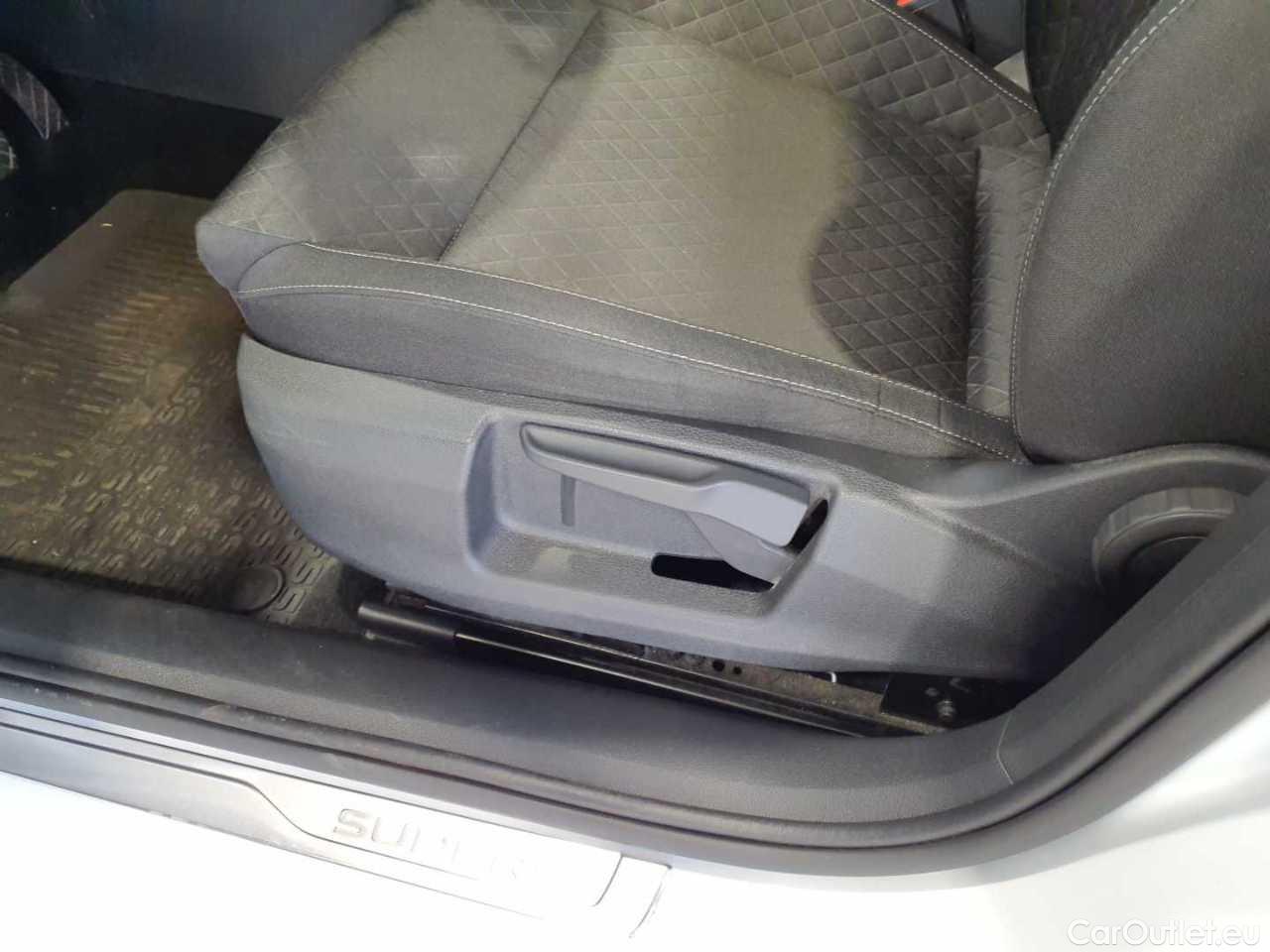 Skoda  Superb Combi 2.0 TDI DSG Ambition Automatic Diesel  23 #17