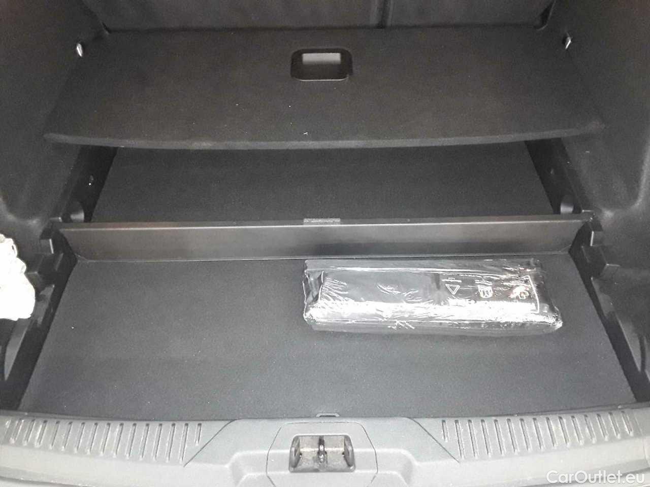 Ford  Focus Turnier 1.5 EcoBlue Start-Stopp-System COOL&CONNECT Manual Diesel  19 #15