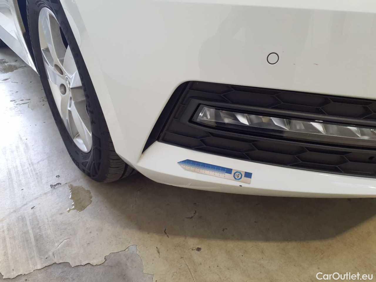 Skoda  Superb Combi 2.0 TDI DSG Ambition Automatic Diesel  23 #41