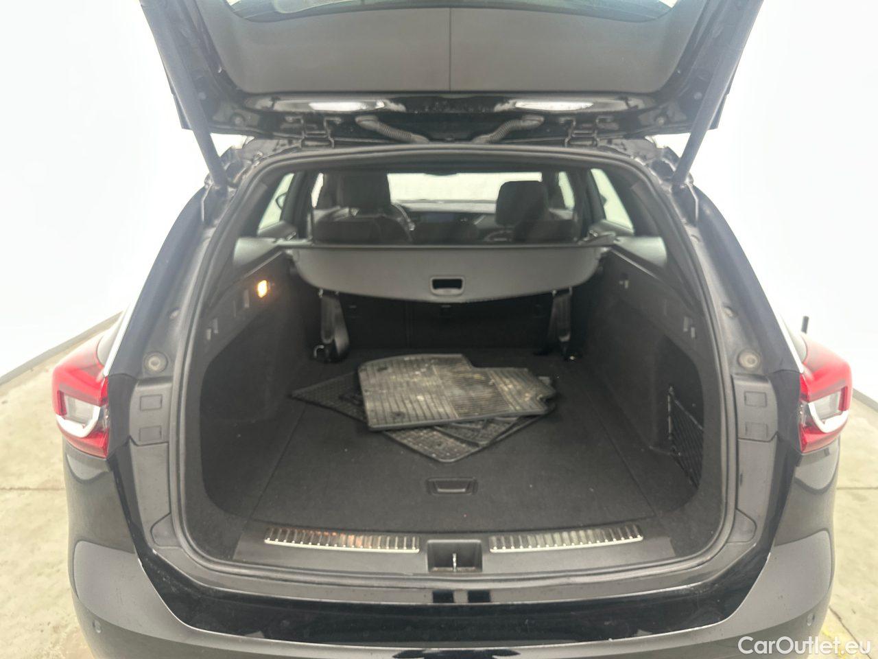 Opel  Insignia SPORTS Tourer 2.0 Diesel Aut. Business Automatic Diesel  32 #5