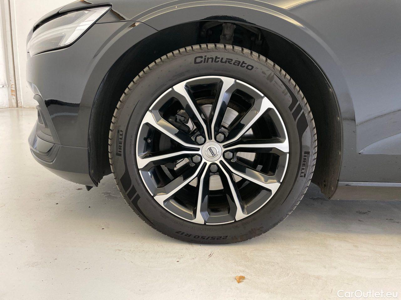 Volvo  V60 D3 Geartronic MOMENTUM PRO Automatic Diesel  34 #10