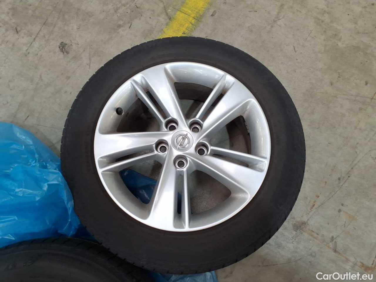 Opel  Insignia SPORTS Tourer 2.0 Diesel Aut. Business Automatic Diesel  32 #21