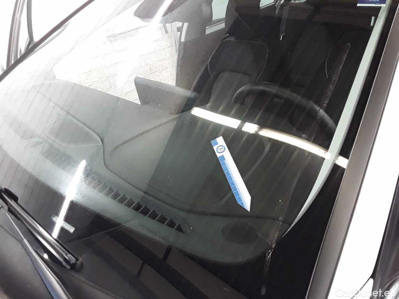 Ford  Focus Turnier 1.5 EcoBlue Start-Stopp-System TITANIUM Manual Diesel  27 #27