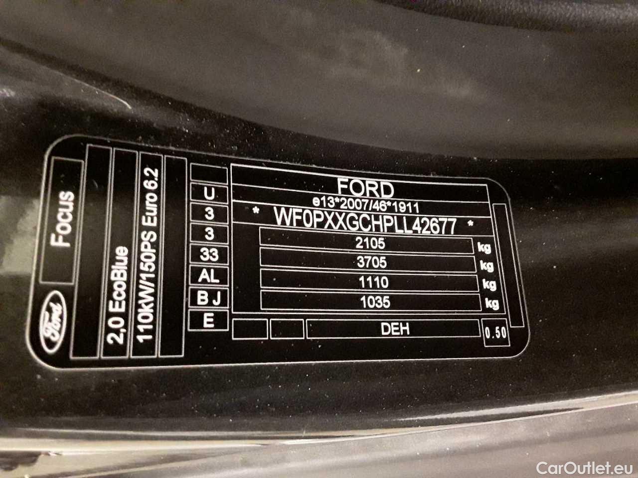 Ford  Focus Turnier 2.0 EcoBlue Start-Stopp-System Aut. TITANIUM Automatic Diesel  17 #12