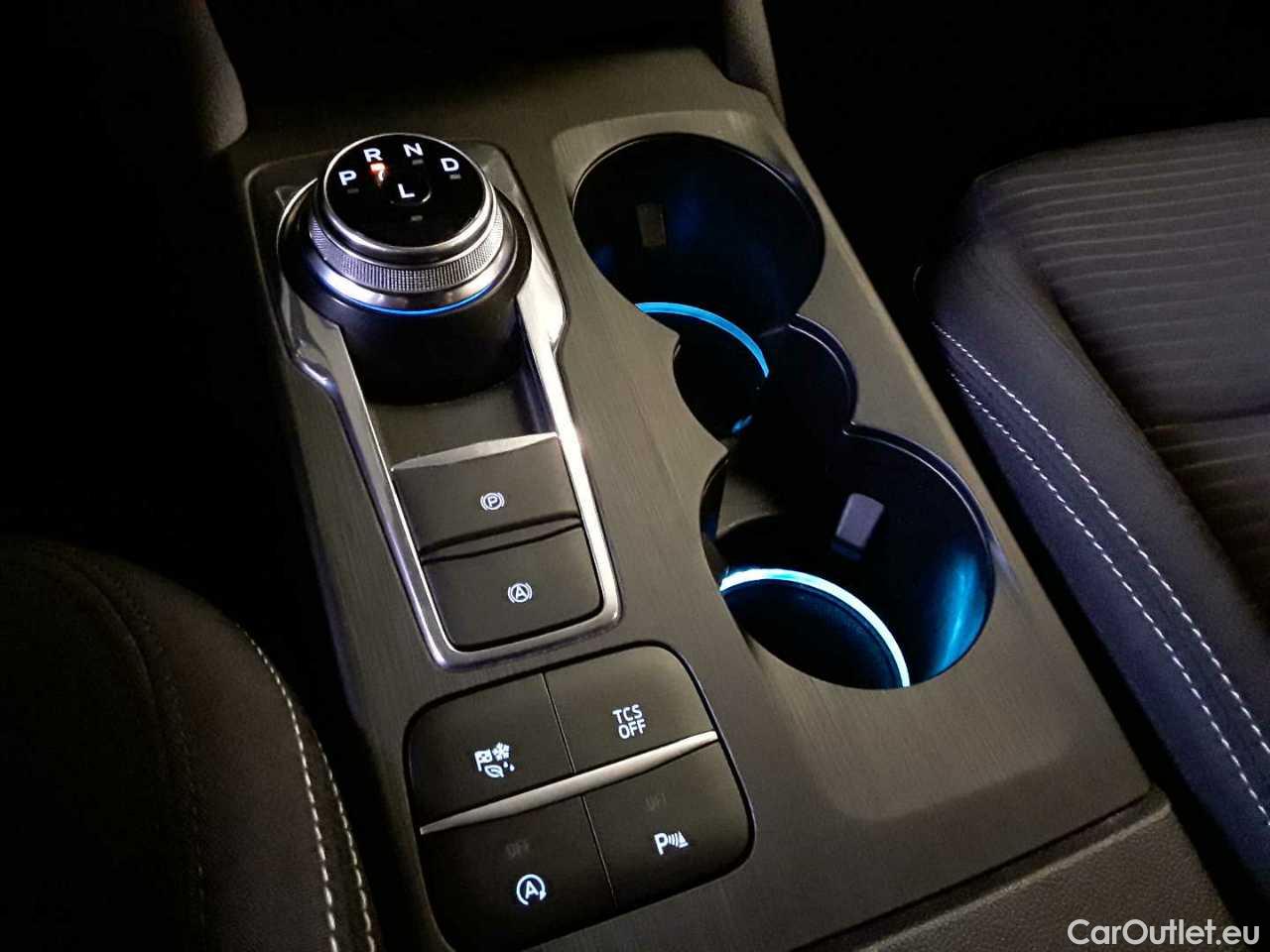 Ford  Focus Turnier 2.0 EcoBlue Start-Stopp-System Aut. TITANIUM Automatic Diesel  17 #15