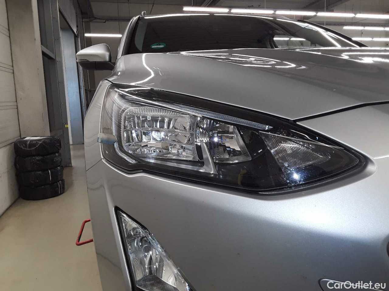 Ford  Focus Turnier 1.5 EcoBlue Start-Stopp-System COOL&CONNECT Manual Diesel  19 #30