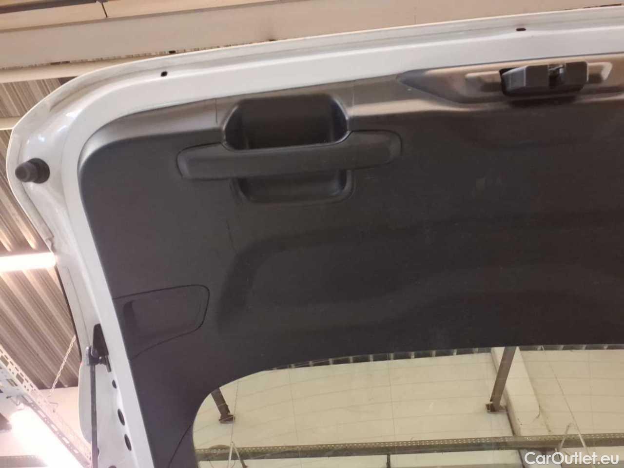 Ford  Focus Turnier 1.5 EcoBlue Start-Stopp-System COOL&CONNECT Manual Diesel  21 #37