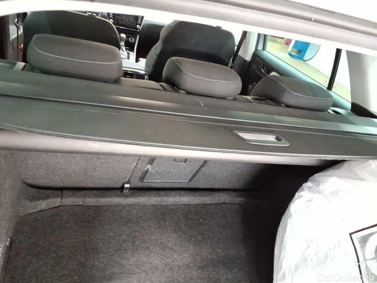 Skoda  Superb Combi 2.0 TDI DSG Ambition Automatic Diesel  39 #26