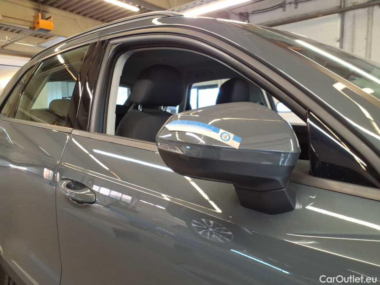 Audi  Q3 35 TDI S tronic - Automatic Diesel  54 #53