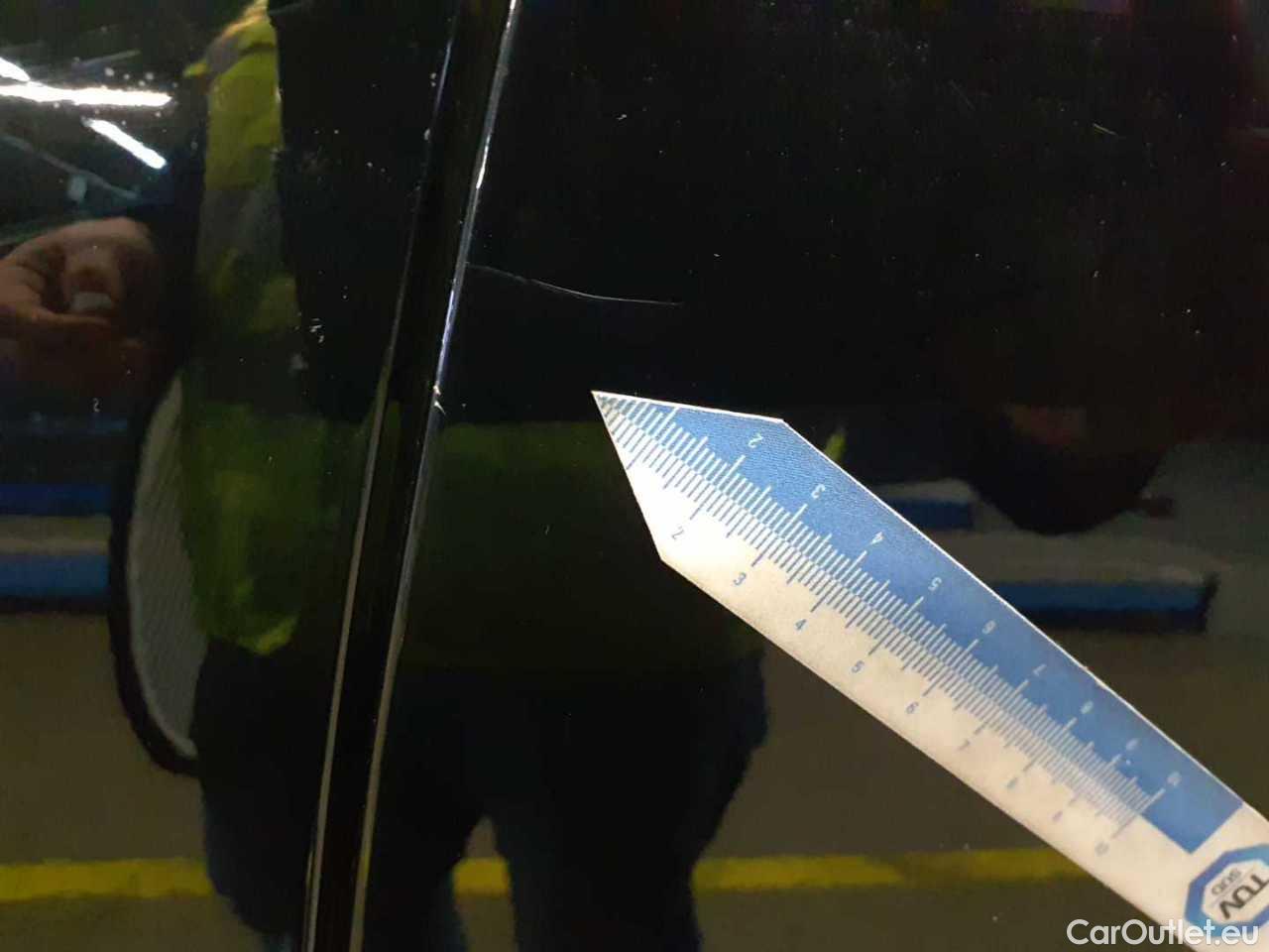 Mercedes  CLA-Klasse 250 e 8G-DCT AMG Line Automatic Petrol/Electric  47 #44