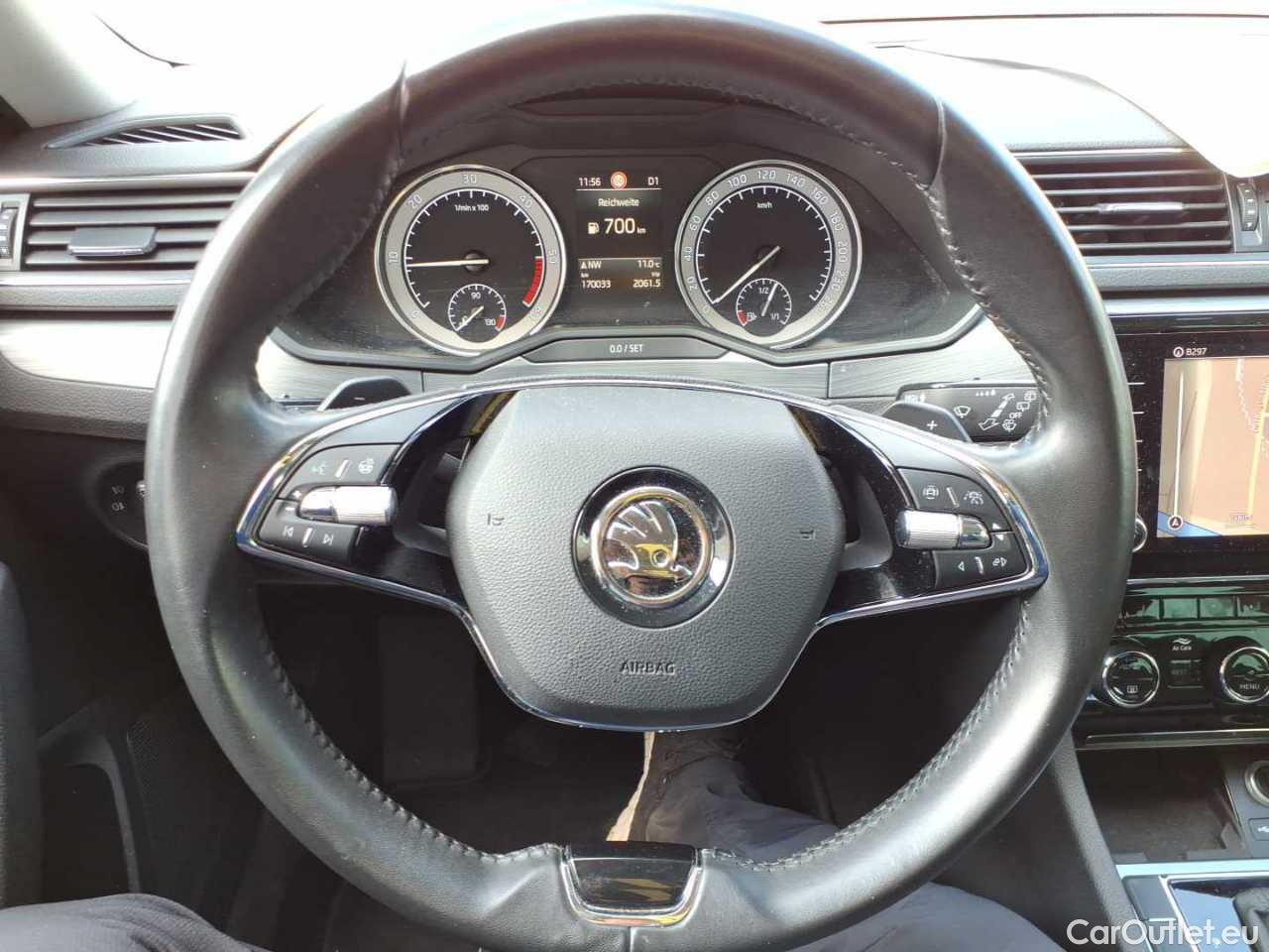 Skoda  Superb Combi 2.0 TDI DSG Ambition Automatic Diesel  39 #13