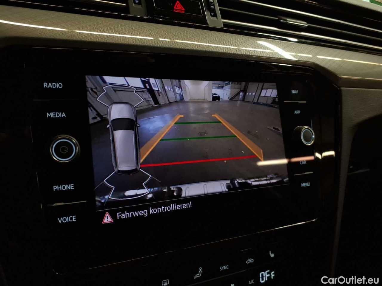 Volkswagen  Passat Variant 2.0 TDI SCR Business Manual Diesel  51 #17