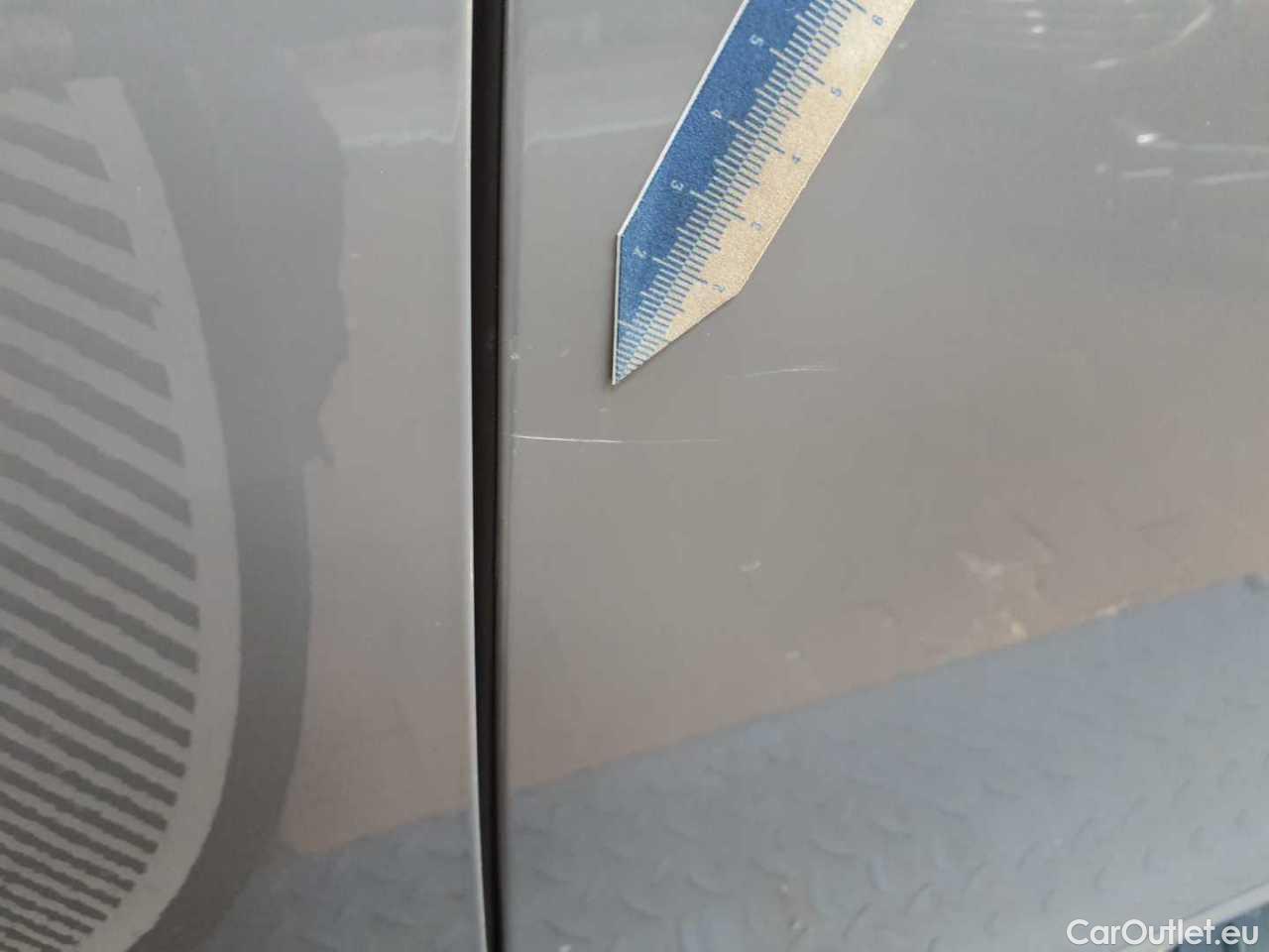 Volkswagen  Golf  Variant 2.0 TDI SCR DSG Style Automatic Diesel  58 #46