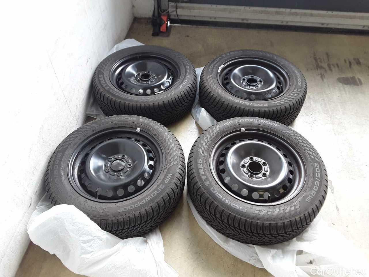 Ford  Focus 1.0 EcoBoost Start-Stopp-System Titanium Manual Petrol  45 #11