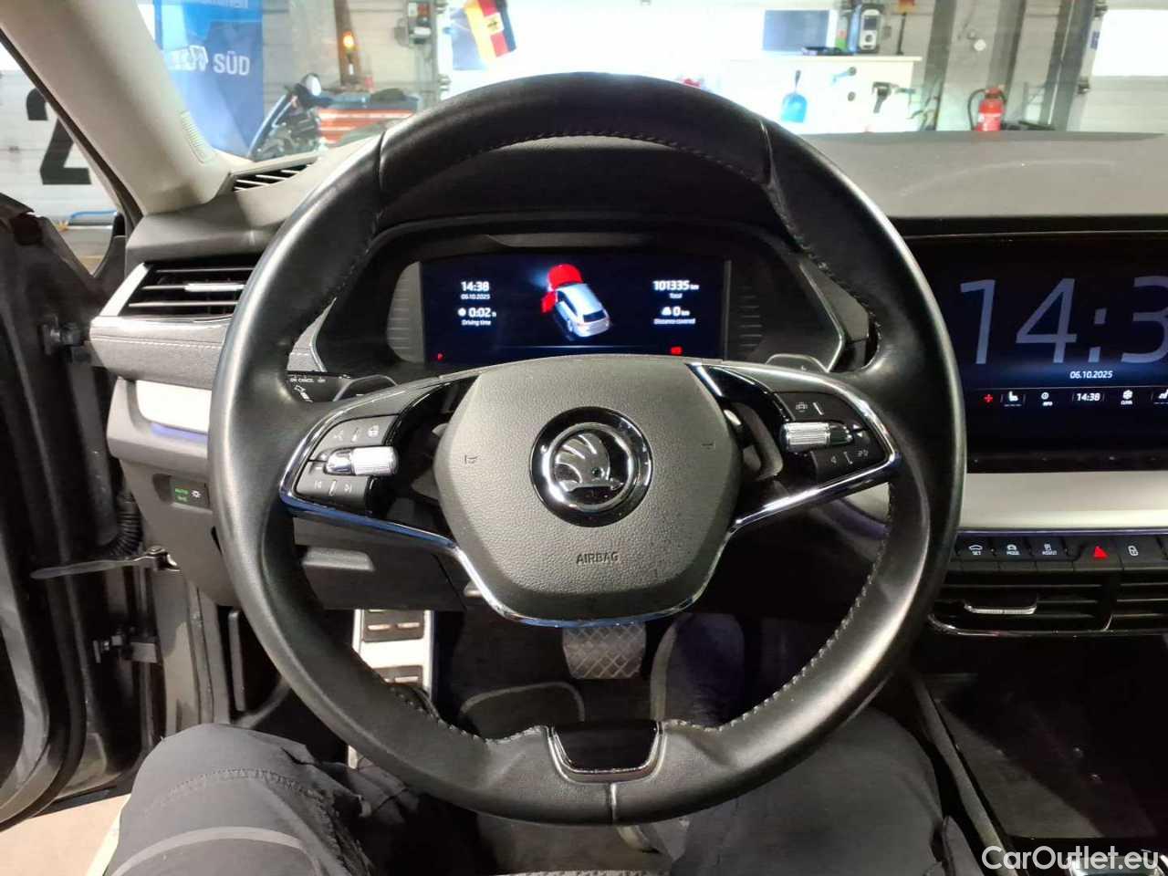 Skoda  Octavia Combi 2.0 TDI DSG Style Automatic Diesel  56 #16