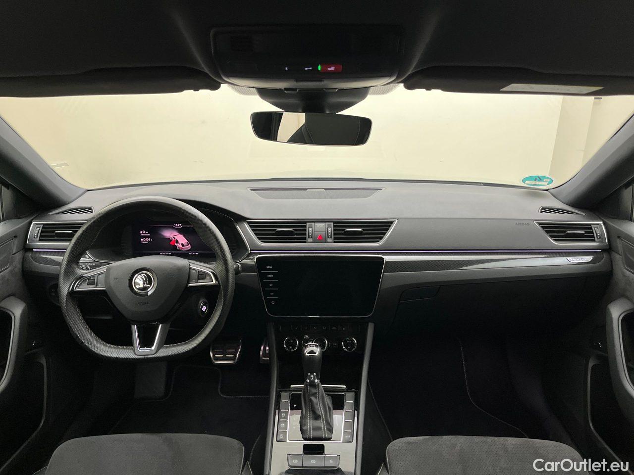 Skoda  Superb Combi 2.0 TDI DSG SportLine Automatic Diesel  41 #7