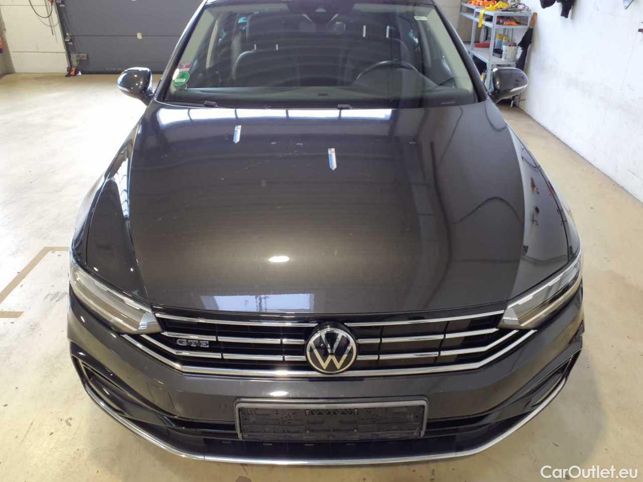 Volkswagen  Passat Variant 1.4 TSI Plug-In-Hybrid DSG GTE Automatic Petrol/Electric  38 #48