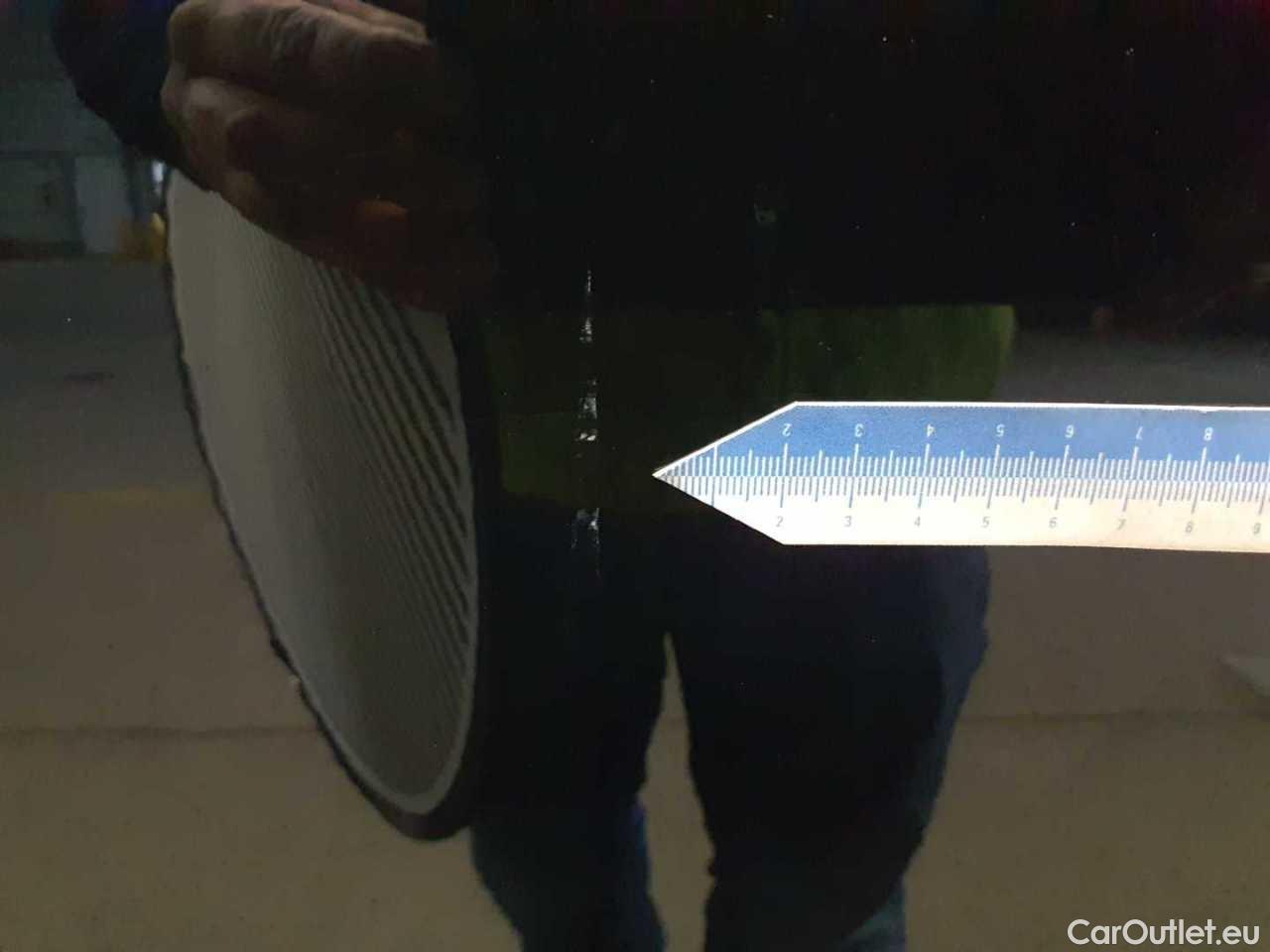 Mercedes  CLA-Klasse 250 e 8G-DCT AMG Line Automatic Petrol/Electric  47 #33