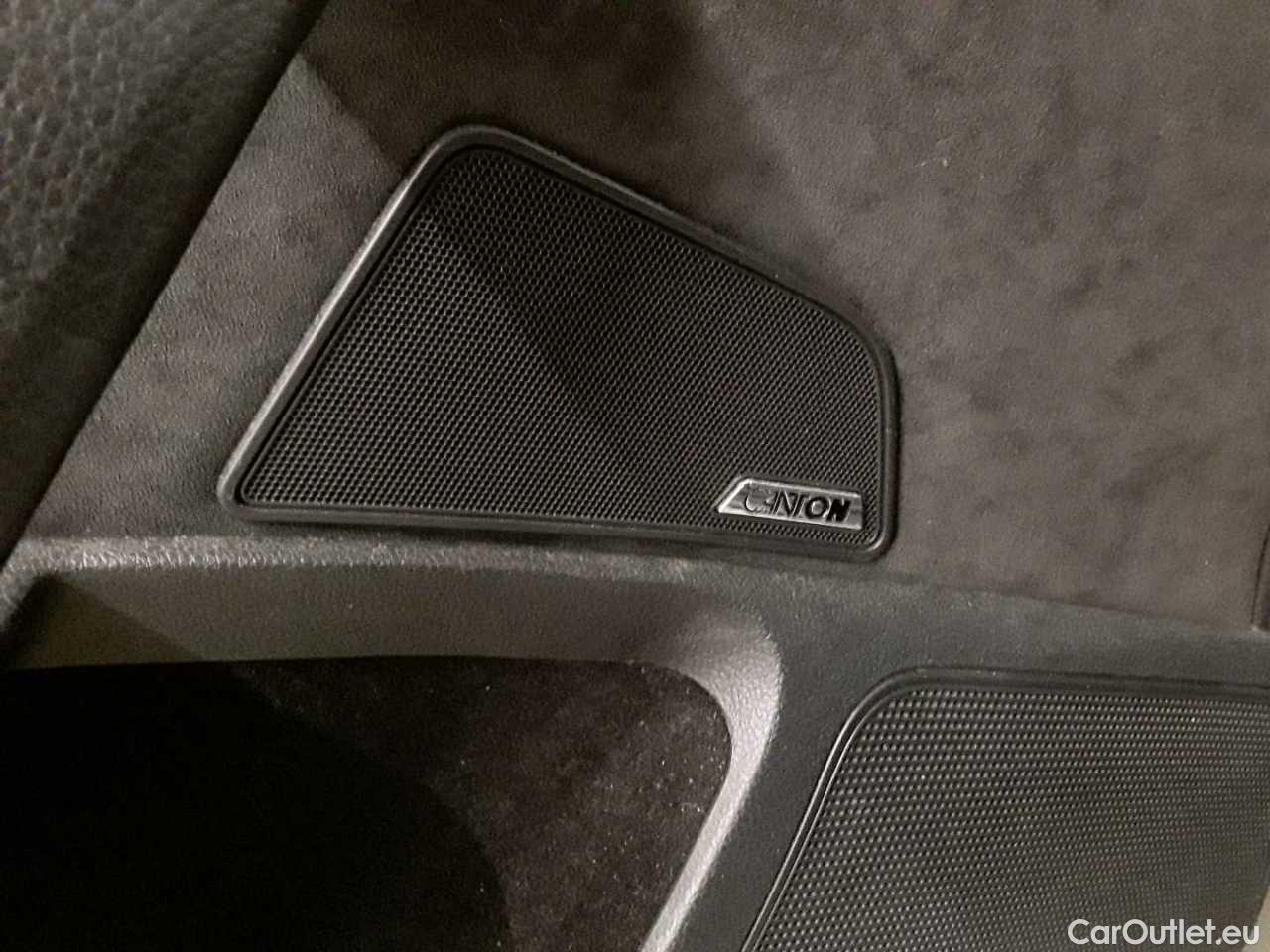 Skoda  Superb Combi 2.0 TDI DSG SportLine Automatic Diesel  41 #16