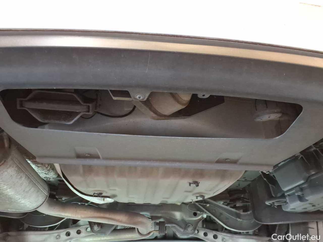 Opel  Insignia SPORTS Tourer 2.0 Diesel Aut. Business Automatic Diesel  40 #27