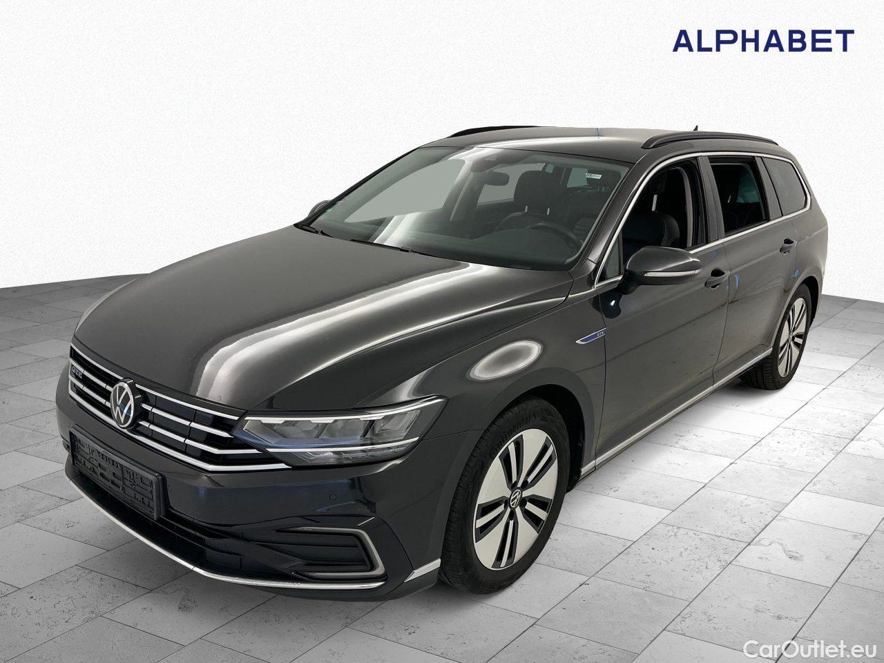 Volkswagen  Passat Variant 1.4 TSI Plug-In-Hybrid DSG GTE Automatic Petrol/Electric  38 #1