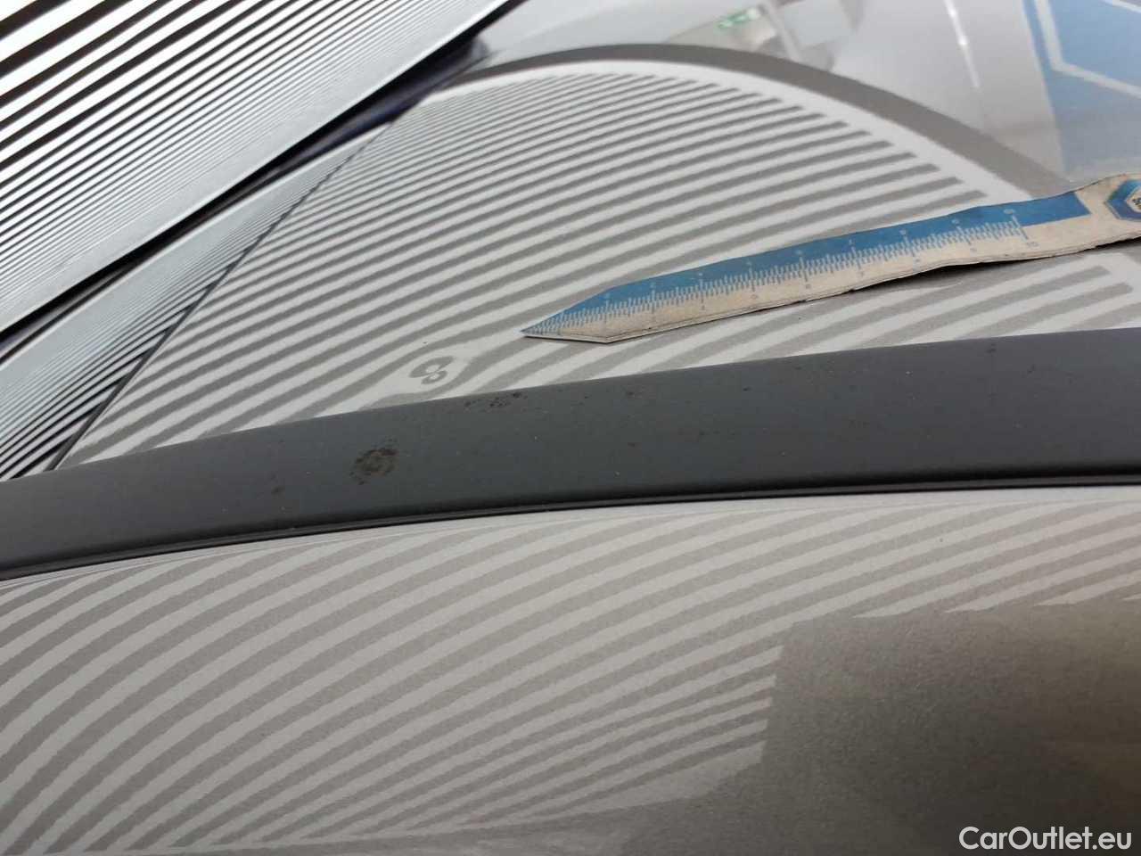 Mercedes  A-Klasse 250 e 8G-DCT Style - Automatic Petrol/Electric  48 #31