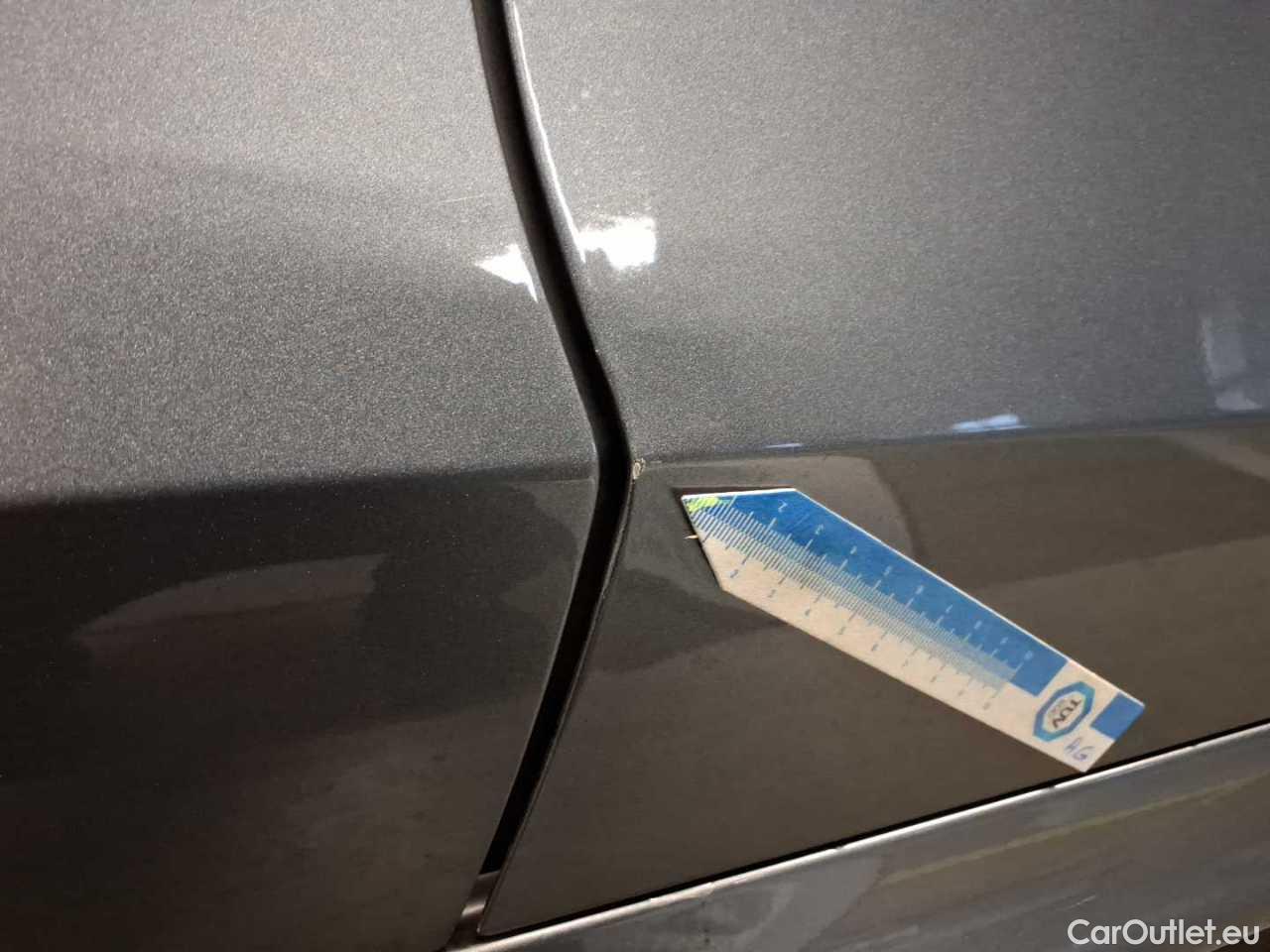 Skoda  Octavia Combi 2.0 TDI DSG Style Automatic Diesel  56 #61