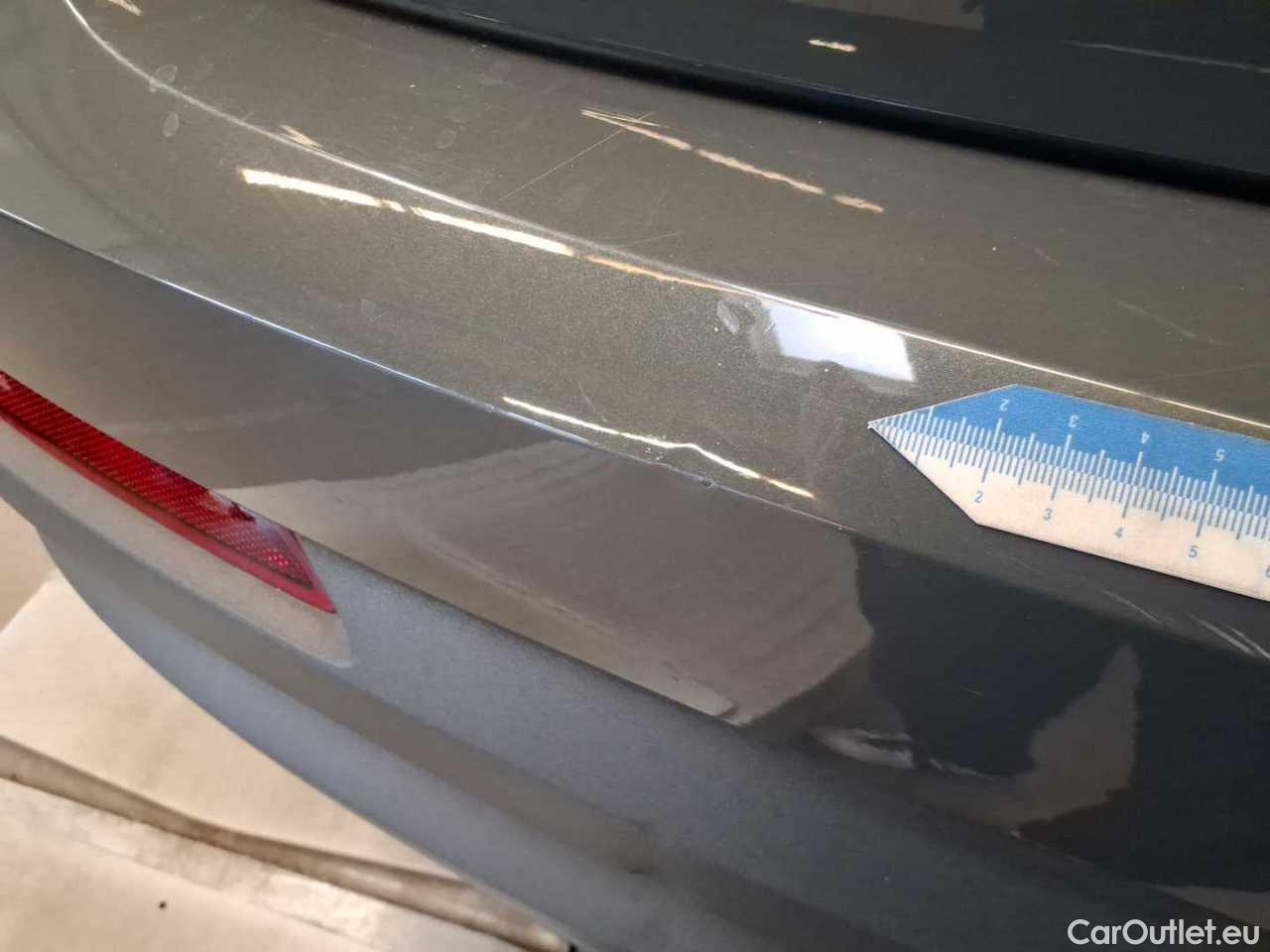 Audi  Q3 35 TDI S tronic - Automatic Diesel  54 #41